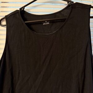 Black Scoop Neck Tank Top